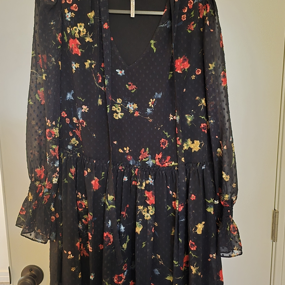 Laundry By Shelli Segal Black Floral Long Sleeve Dress